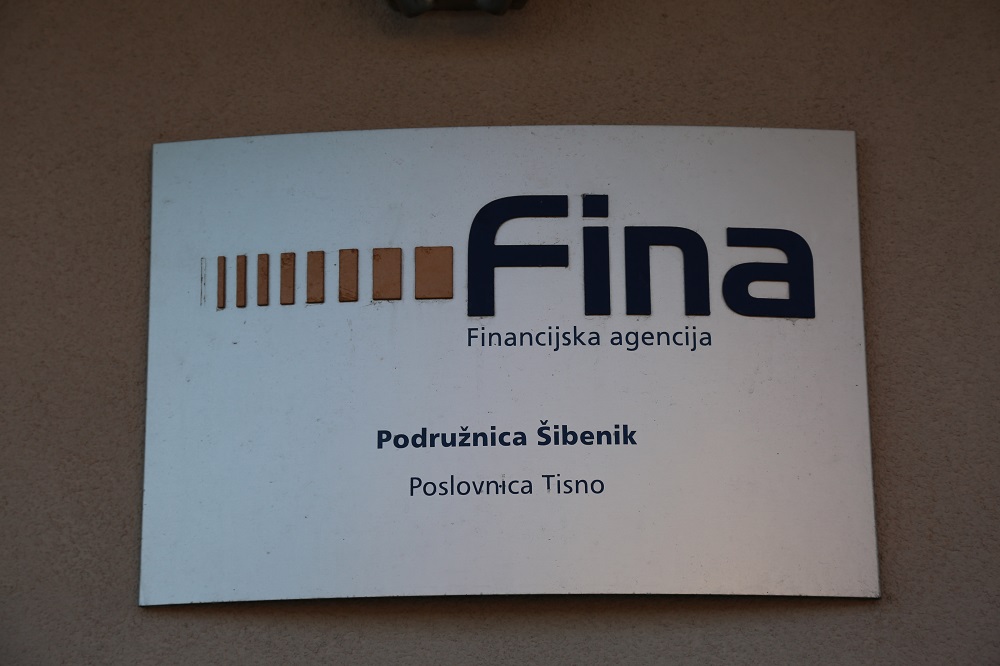 Featured image for “Financije – FINA i banke”