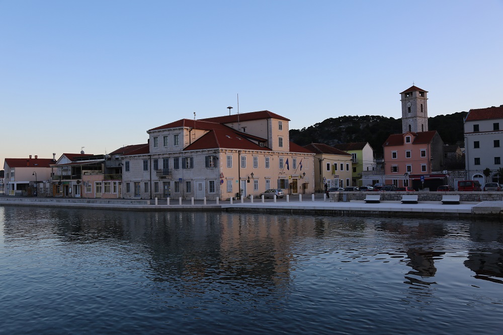 Featured image for “TISNO Stipendije i srednjoškolcima”