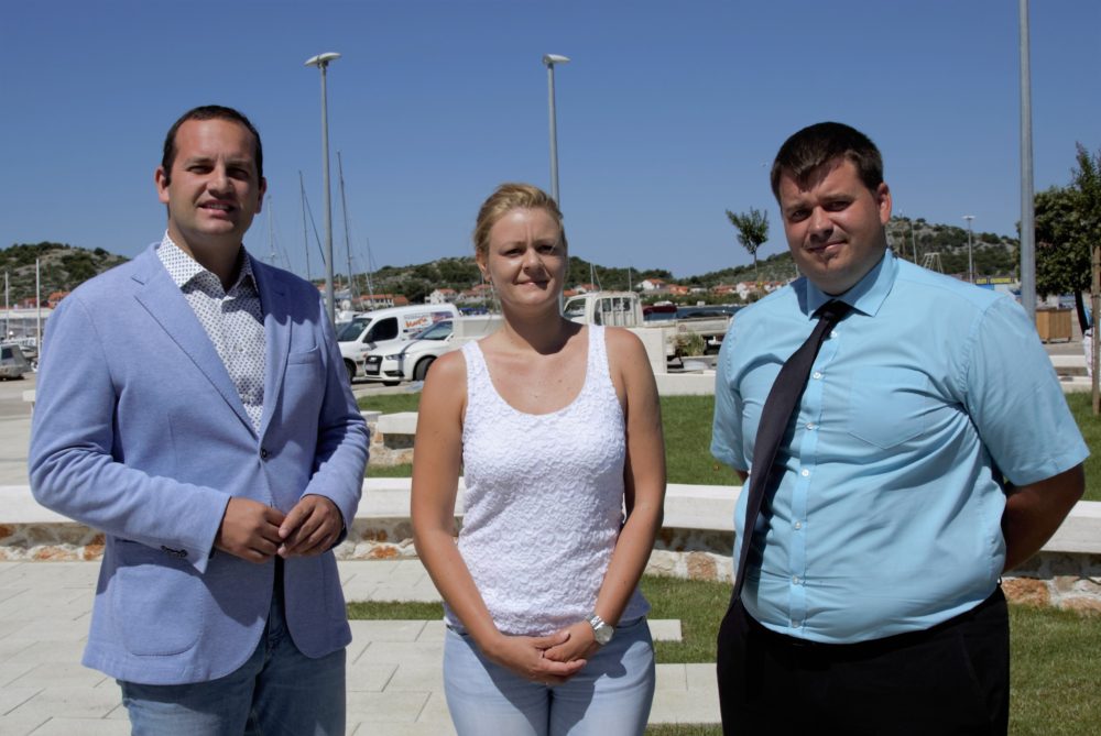 Ivan Klarin, Mateja Bašić i Toni Turčinov neposredno pred sjednicu Općinskog vijeća (Foto: Rudinapress/H. Pavić)