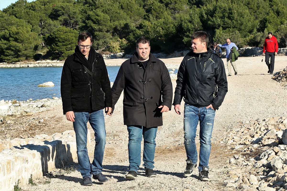 Luka Ježina, Toni Turčinov i Petar Ježina (Foto: Rudinapress)
