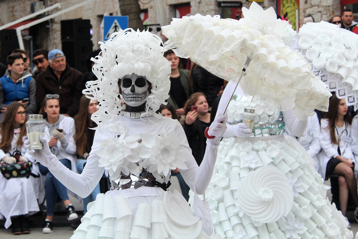 Featured image for “FOTO: Uskrs Aliena – vratili se i briljirali kao Dia de los Muertos (Dan mrtvih)”