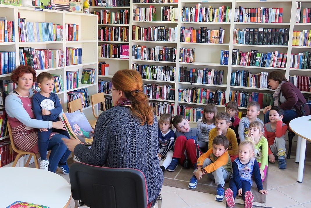 Featured image for “Dobra suradnja knjižnice i vrtića: “Čitaonica i pričaonica” za najmlađe svakog prvog petka u mjesecu”