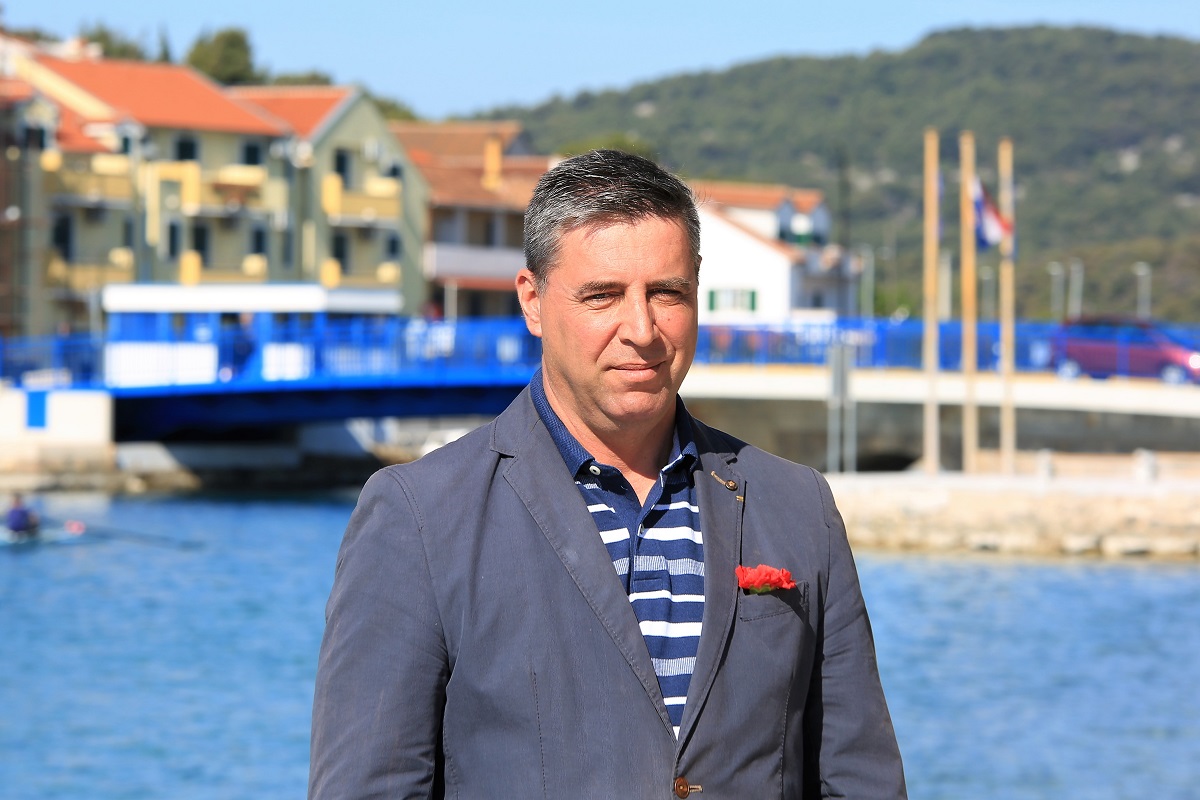 Featured image for “Vidović poručio protukandidatu Pauku: ‘Razmislite za koga ćete glasati’”