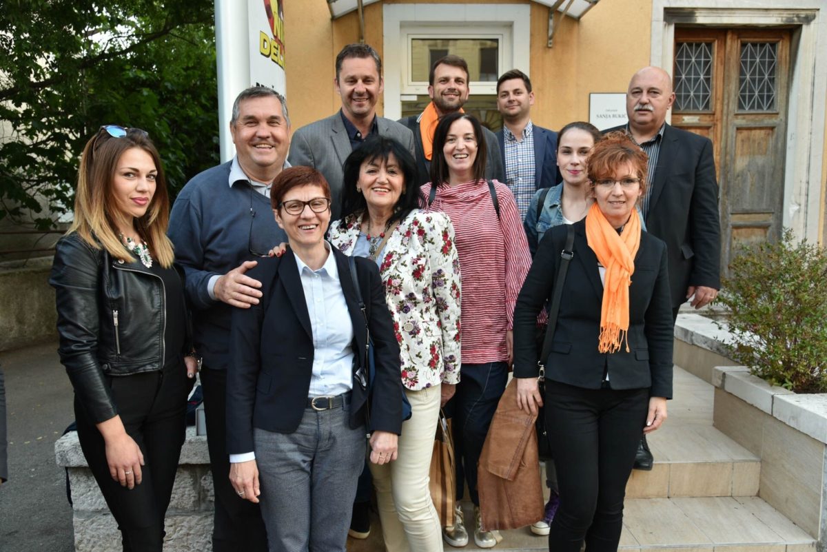 Featured image for “4000 potpisa koalicije SDP, HNS, HSS i HSU za skidanje paučine sa županije”