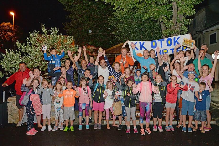 Featured image for “Košarkaški klub “Otok” Murter vrši upis novih članova”