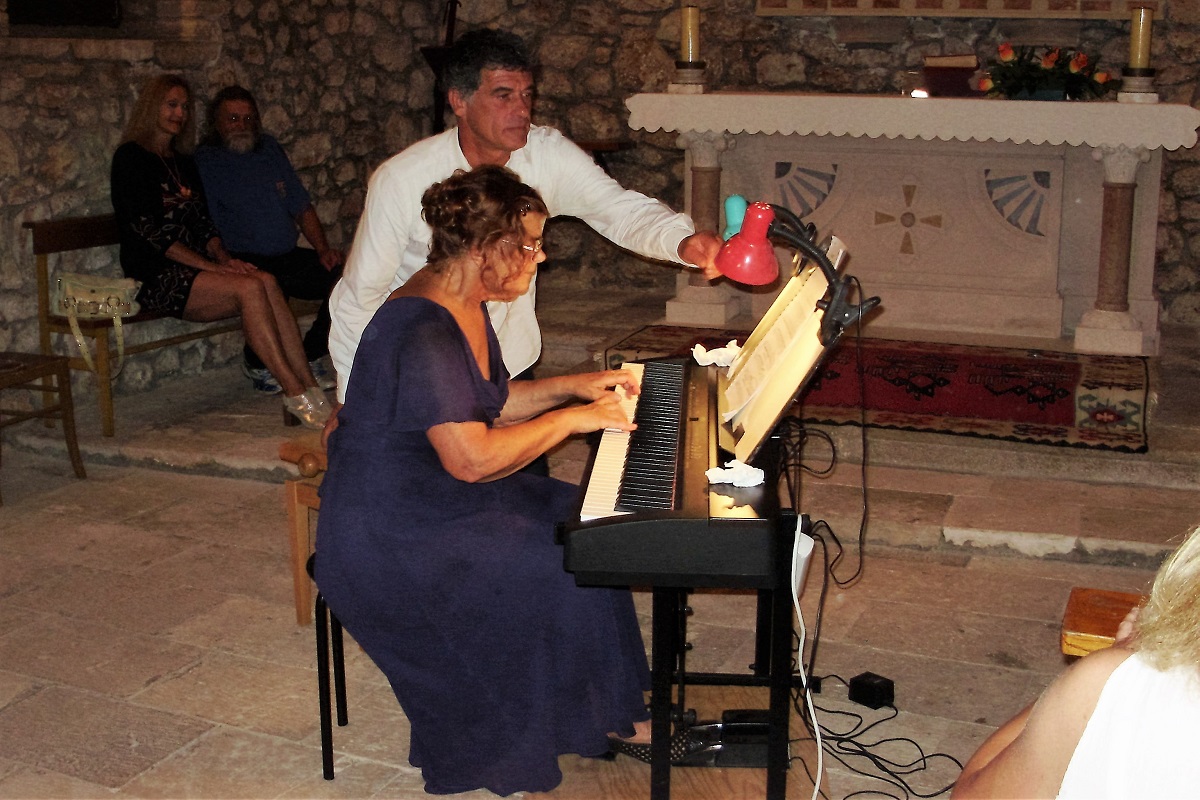 Featured image for “Na koncertu u sv. Roka je počela sjajiti još jedna zvijezda Bjelinski”