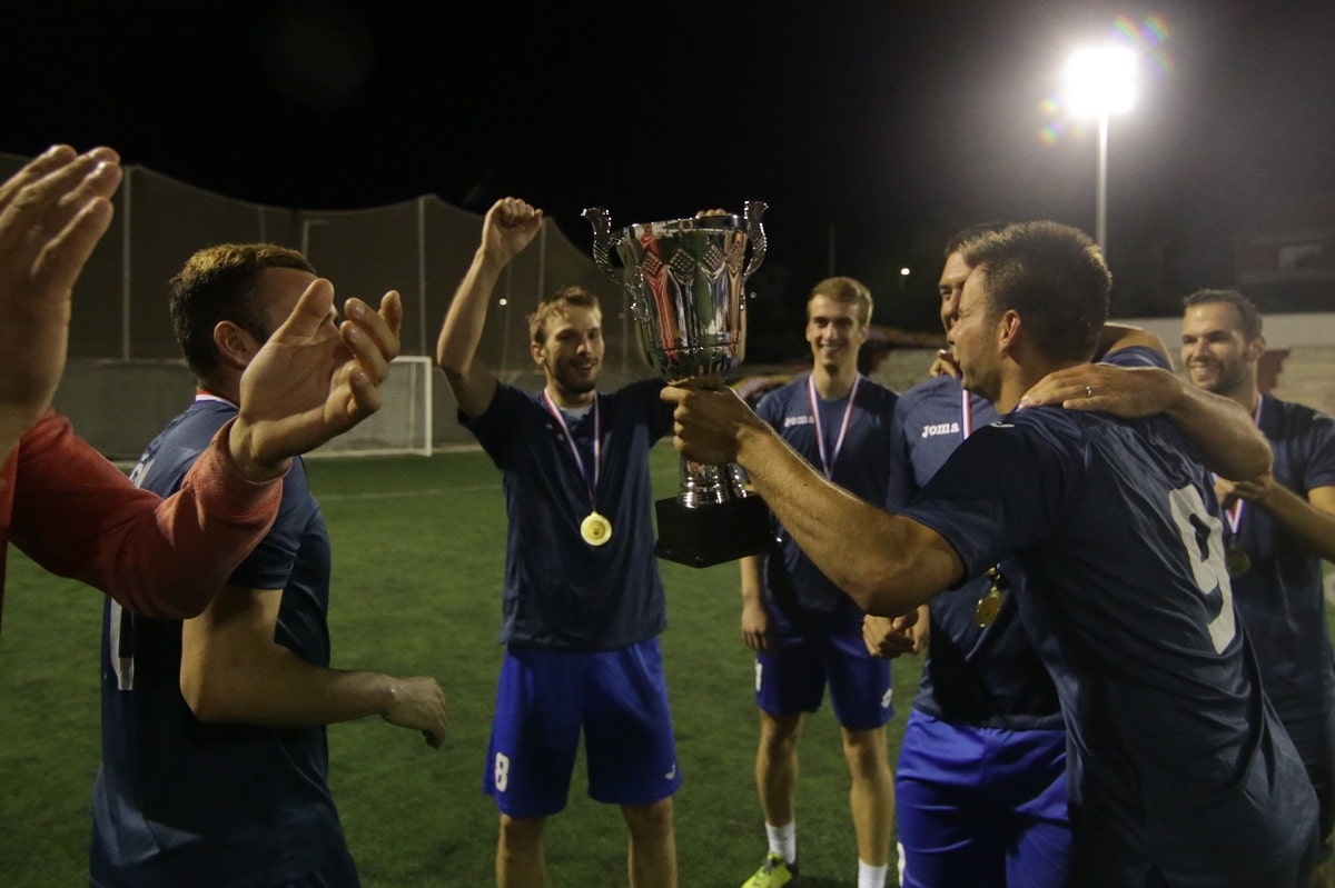 Featured image for “FOTO Otočni derbi u finalu jezerskog turnira – Murter pobijedio Jezera 2:0”