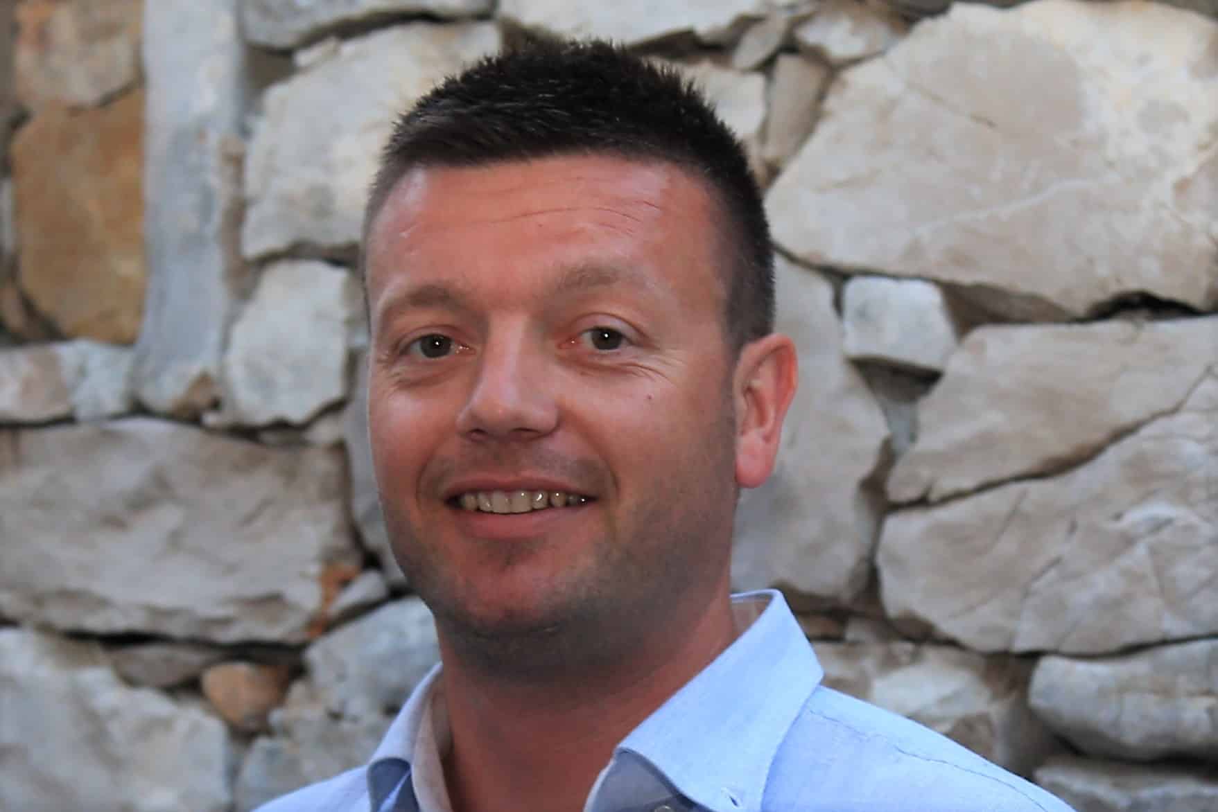 Featured image for “Za čišći i ljepši Murter – novi direktor Murtele d.o.o. je Petar Ježina”