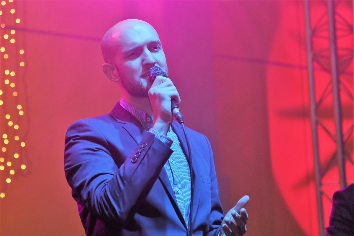 Featured image for “NAJAVA Božićni koncert Marka Škugora i Viktora Hodaka u Betini”