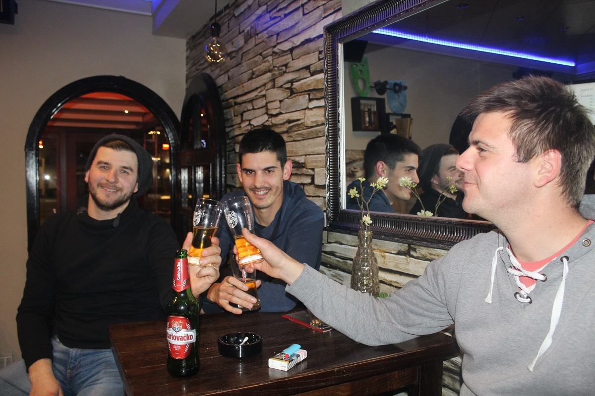Featured image for “Pub quiz osvojio Murter – “Lešinari” slavili”